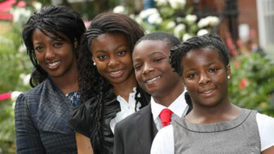 Минута отдыха Самые умные дети Великобритании — из одной многодетной семьи. В чем их секрет? Дети 