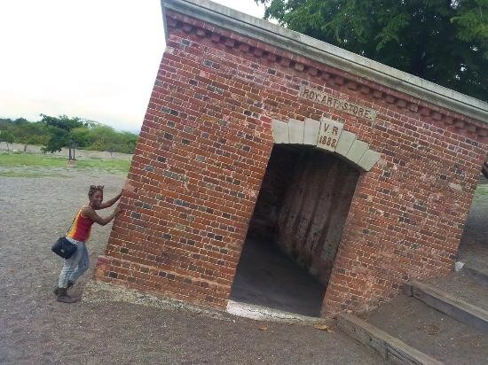 Минута отдыха Дом Гидди: «пьяный» уникум Карибского моря Интересное 