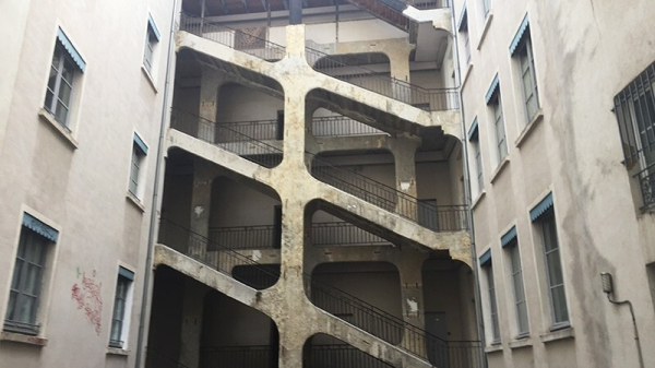 Минута отдыха Тайные шёлковые лабиринты, спасшие Лион в древности и ставшие изюминкой современности Интересное 