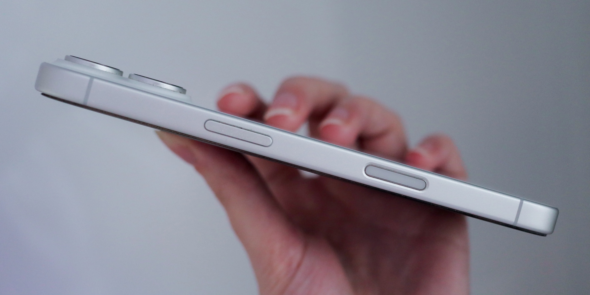 Личный опыт: 4 месяца с iPhone 17 &mdash; лучшим и скучнейшим айфоном 2026&nbsp;года