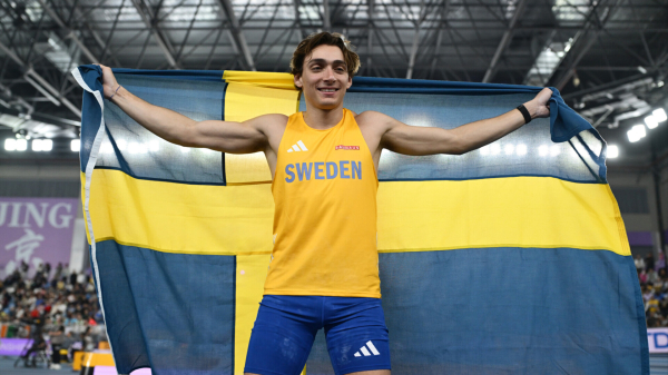 Минута отдыха Дюплантис установил 15-й мировой рекорд за шесть лет. Он вообще человек? Спорт Минута отдыха Дюплантис установил 15-й мировой рекорд за шесть лет. Он вообще человек? Спорт