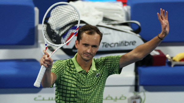 Минута отдыха Медведев стал победителем теннисного турнира в Дубае после снятия Грикспура Спорт Минута отдыха Медведев стал победителем теннисного турнира в Дубае после снятия Грикспура Спорт