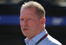 Минута отдыха Отец Ферстаппена попал в серьезную аварию на ралли в Нидерландах Спорт 