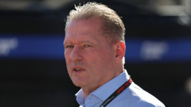 Минута отдыха Отец Ферстаппена попал в серьезную аварию на ралли в Нидерландах Спорт 