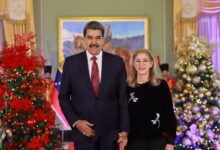 Минута отдыха Власти США разрешили Венесуэле оплачивать адвокатов для Мадуро и его жены Политика 