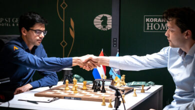 Минута отдыха Есипенко сыграл вничью с Гири в 11‑м туре шахматного турнира претендентов Спорт 