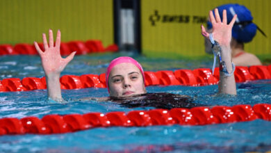 Минута отдыха Пловчиха Кузнецова: «Если начну ориентироваться на родительский опыт, приду к тому же, к чему и они. Моя задача — сделать лучше» Спорт 