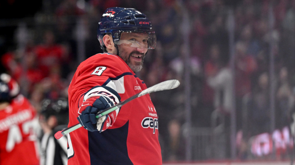 Минута отдыха Овечкин чудом затащил «Вашингтон» в плей-офф. Фантастическая развязка концовки чемпионата в НХЛ Спорт Минута отдыха Овечкин чудом затащил «Вашингтон» в плей-офф. Фантастическая развязка концовки чемпионата в НХЛ Спорт