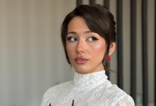 Минута отдыха «Согласна на все твои безумства». Самая эпатажная биатлонистка России теперь замужем Спорт 