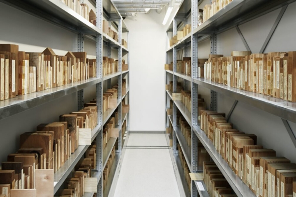 Минута отдыха Ксилотека - уникальное собрание деревянных книг Интересное Минута отдыха Ксилотека - уникальное собрание деревянных книг Интересное