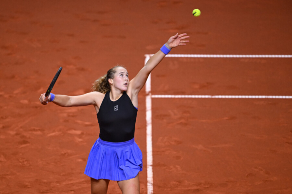 Минута отдыха Суперкамбэк Мирры Андреевой! Россиянка выкинула распиаренную Швентек с турнира Спорт 