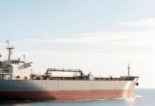 Минута отдыха США возобновили санкции против российской нефти: лицензия не продлена Общество 