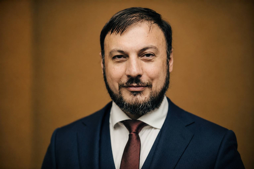 Минута отдыха Наследники Лавленцева: кто контролирует финансовые потоки крупнейших федеральных строек после ухода осужденного за мошенничество и растрату на 3,3 миллиардов топ-менеджера Общество Минута отдыха Наследники Лавленцева: кто контролирует финансовые потоки крупнейших федеральных строек после ухода осужденного за мошенничество и растрату на 3,3 миллиардов топ-менеджера Общество