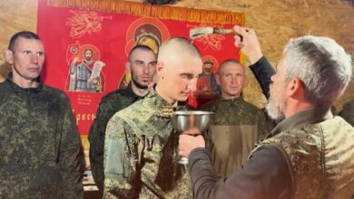 Минута отдыха Плечом к плечу в бою и в молитве: как военные священники благословляют морпехов «Центра» перед штурмом Армия 