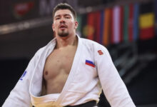 Минута отдыха Русский гигант принес сборной важное золото. В честь победы в Европе включили гимн России Спорт 