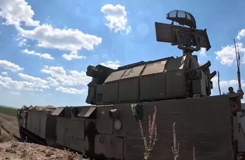 Минута отдыха Одна ракета – одна цель: арктический ЗРК «Тор-М2ДТ» защищает небо Донбасса Армия 